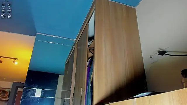 Snapshot of leondevereda chatting on January 8, 2026, 12:16 am leondevereda online show from January 8, 2026, 12:16 am