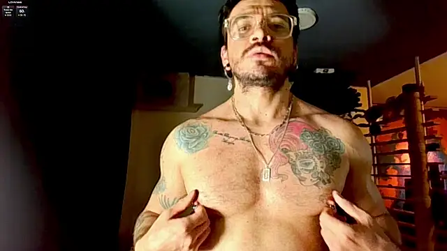 Snapshot of leondevereda chatting on January 15, 2026, 11:30 pm leondevereda online show from January 15, 2026, 11:30 pm