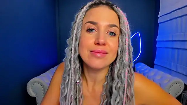 rock n roxy online show from October 16, 2025, 1:25 am