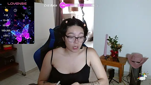 TRIXIE TANG28 online show from March 13, 2026, 10:37 pm