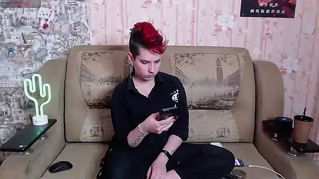 Miya Wey  online show from November 2, 2025, 8:14 pm