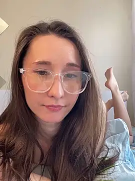 cutte dora online show from March 17, 2025, 10:38 am