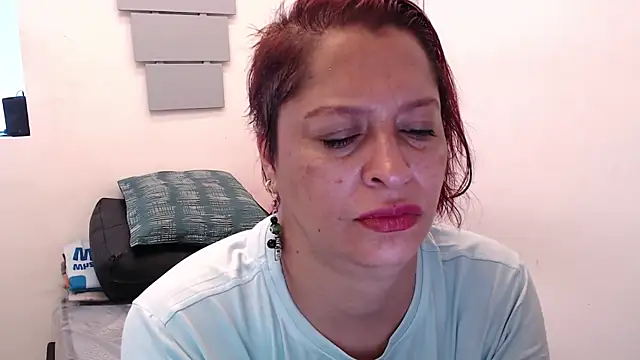Snapshot of eva_twiss chatting on August 2, 2026, 2:26 pm eva twiss online show from August 2, 2026, 2:26 pm