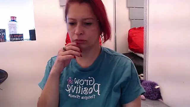 Snapshot of eva_twiss chatting on August 3, 2026, 12:11 pm eva twiss online show from August 3, 2026, 12:11 pm