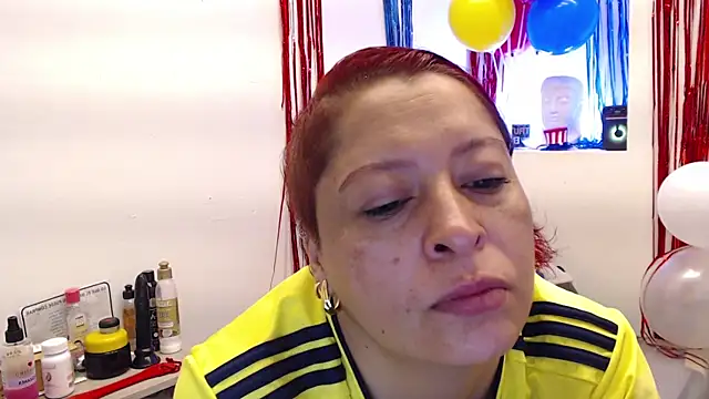 Snapshot of eva_twiss chatting on July 7, 2026, 11:47 am eva twiss online show from July 7, 2026, 11:47 am