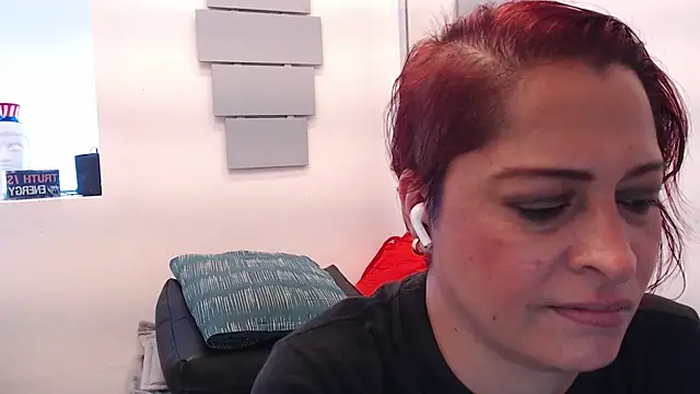 Snapshot of eva_twiss chatting on July 28, 2026, 8:52 pm eva twiss online show from July 28, 2026, 8:52 pm