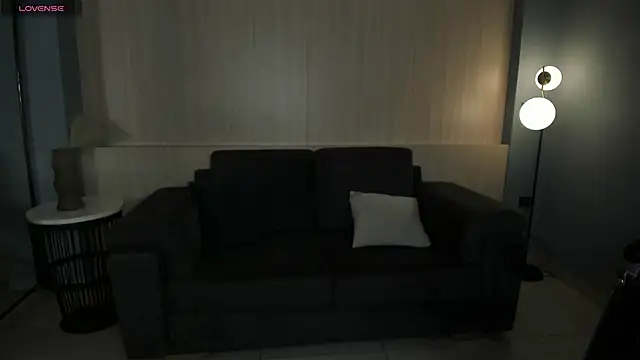 ChloePreston  online show from June 7, 2026, 11:04 am