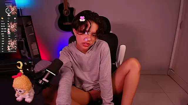 marlena3312 online show from October 19, 2025, 1:14 pm