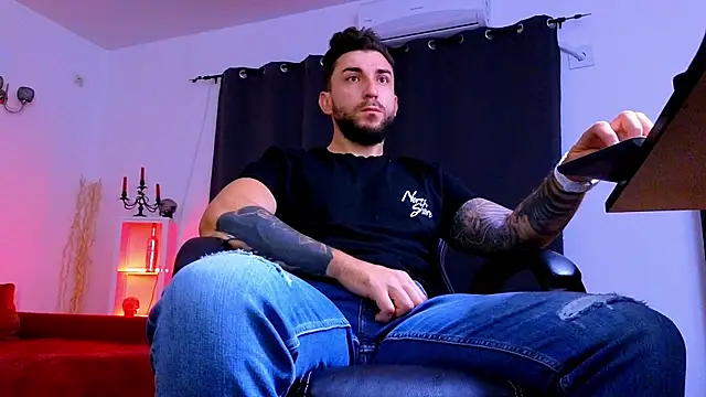 MightyAaron66 online show from July 15, 2026, 2:18 am