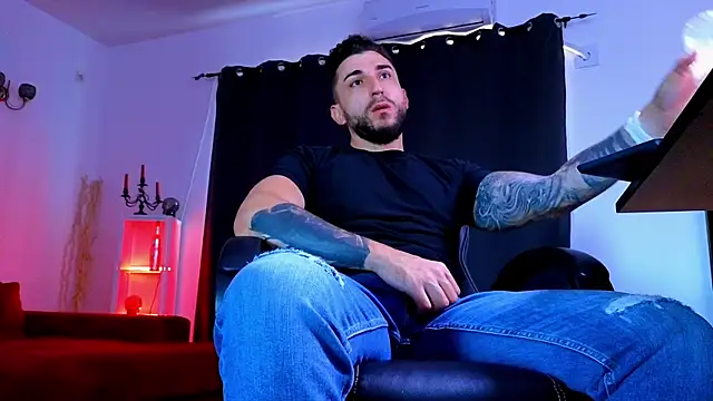 MightyAaron66 online show from August 2, 2026, 4:00 am