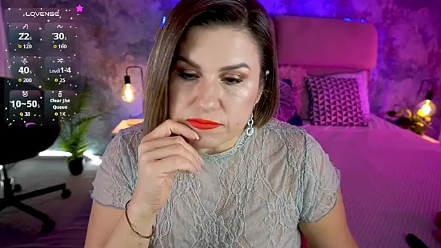 KiraRoxx online show from February 21, 2026, 8:22 pm