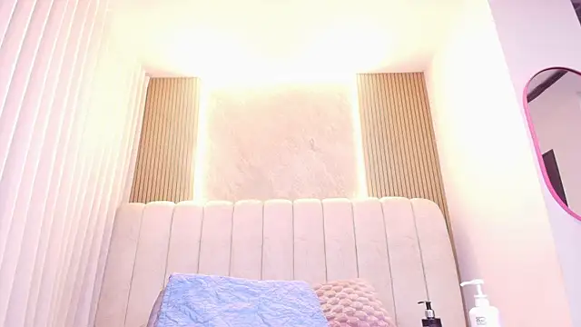 kata hazel online show from April 25, 2026, 7:22 pm