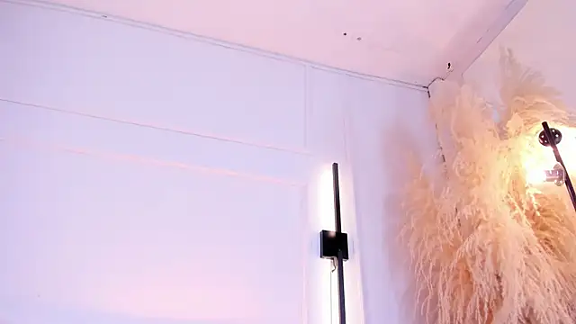 Alyssa Houston online show from April 29, 2026, 5:30 pm