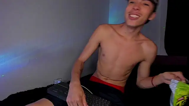 HeellBoy  online show from June 11, 2026, 3:58 am