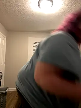 lovelyy kitty online show from November 21, 2025, 3:27 am