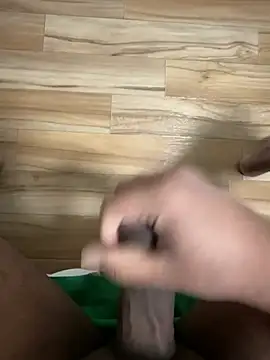 SL PUSSY EATER online show from February 19, 2025, 7:17 am