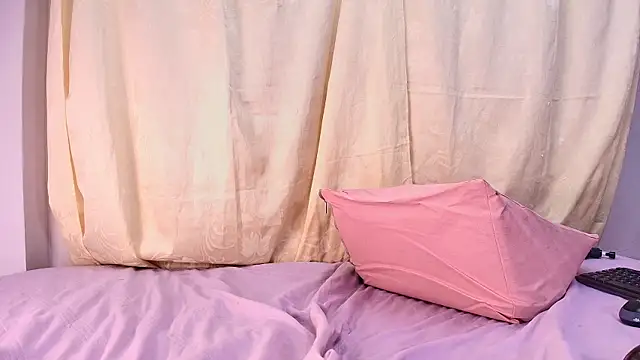  sara london online show from January 21, 2025, 2:59 pm