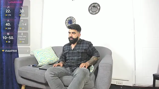 Snapshot of Lyon_vach chatting on May 17, 2026, 3:17 am Lyon vach online show from May 17, 2026, 3:17 am