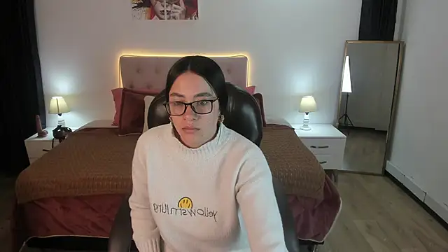 Icysweetcam online show from October 21, 2025, 10:03 am