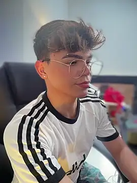 Snapshot of PRINCE_STEV chatting on March 16, 2026, 5:16 pm PRINCE STEV online show from March 16, 2026, 5:16 pm