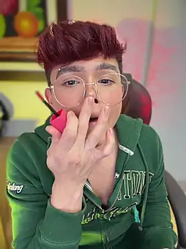 Snapshot of PRINCE_STEV chatting on June 10, 2026, 6:31 pm PRINCE STEV online show from June 10, 2026, 6:31 pm