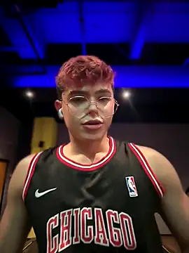 PRINCE STEV online show from October 20, 2025, 8:42 pm