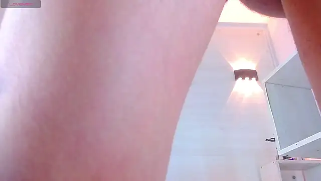 Snapshot of Molly_Spears chatting on March 10, 2025, 5:39 pm Molly Spears online show from March 10, 2025, 5:39 pm