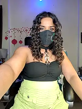 Black-Pearll online show from April 20, 2026, 4:15 am