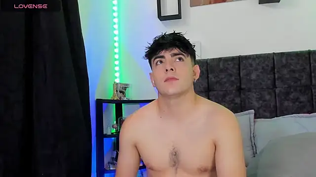 nolan twink1 online show from May 1, 2026, 5:51 pm