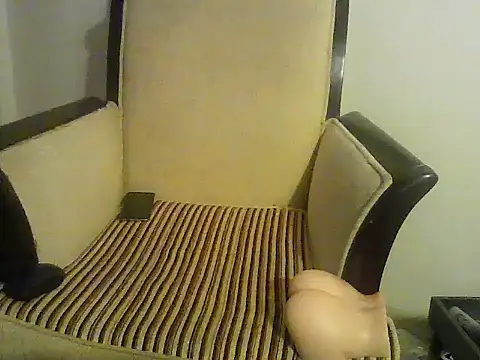 Snapshot of kallaviz chatting on January 12, 2026, 6:36 pm kallaviz online show from January 12, 2026, 6:36 pm