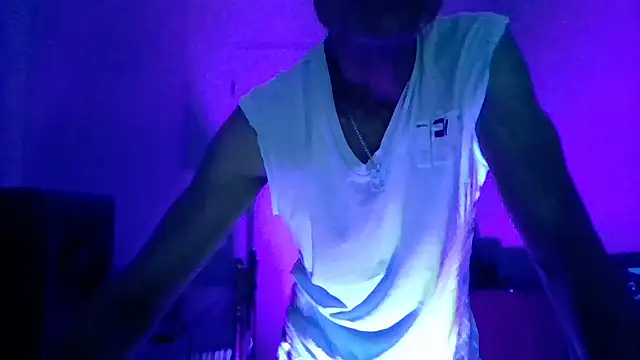 brunoguunot online show from September 27, 2025, 7:42 pm