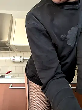 Passivellaxvoi online show from March 16, 2026, 2:21 pm