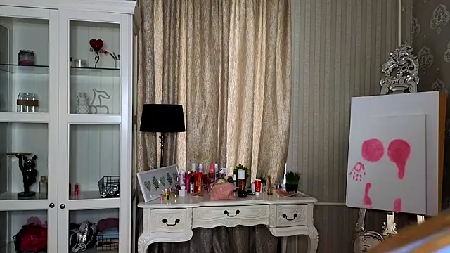 AnneFoxy online show from October 11, 2025, 7:20 am