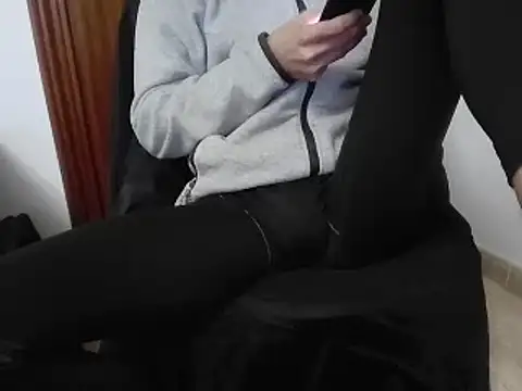 alexsigr123 online show from March 13, 2025, 6:01 pm