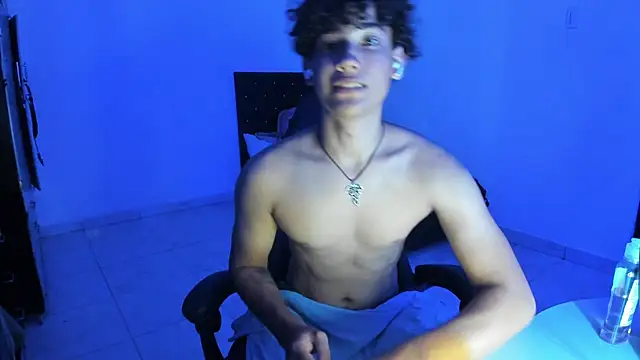 Snapshot of jake_willianss chatting on September 21, 2025, 9:53 pm jake willianss online show from September 21, 2025, 9:53 pm