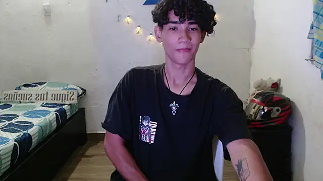 Snapshot of jake_willianss chatting on December 19, 2024, 5:51 am jake willianss online show from December 19, 2024, 5:51 am