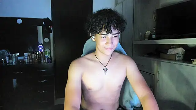 Snapshot of jake_willianss chatting on June 20, 2026, 4:06 am jake willianss online show from June 20, 2026, 4:06 am
