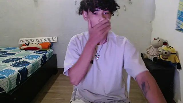 Snapshot of jake_willianss chatting on December 22, 2024, 10:47 pm jake willianss online show from December 22, 2024, 10:47 pm