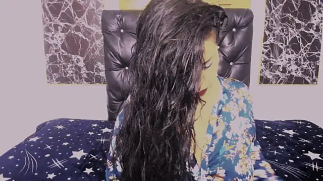 scarlett w0lf online show from March 9, 2026, 2:09 pm