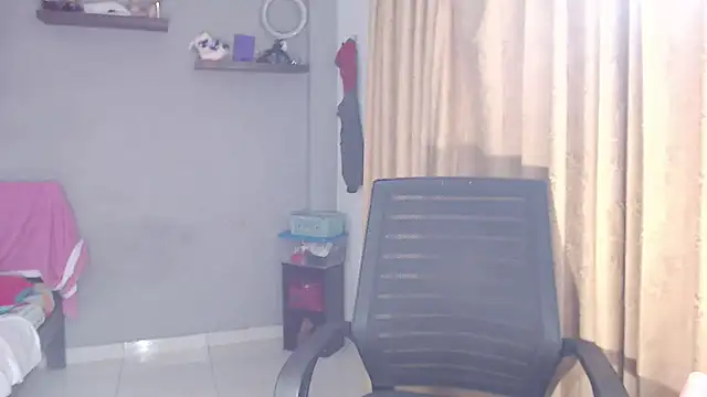 SusanLeroy online show from October 30, 2025, 9:51 am