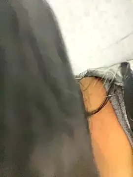 SOPHIACANDY19  online show from October 22, 2025, 11:58 pm