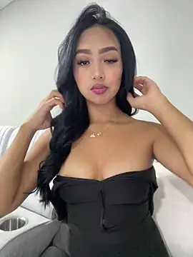 SOPHIACANDY19  online show from March 20, 2025, 11:56 pm