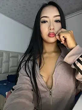 SOPHIACANDY19  online show from July 1, 2026, 12:55 am