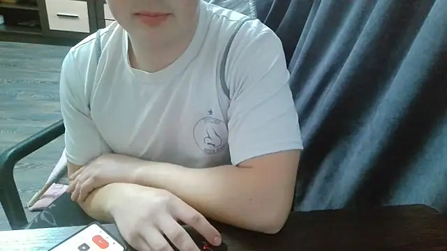 Snapshot of gamblingbum chatting on March 18, 2026, 2:30 pm gamblingbum online show from March 18, 2026, 2:30 pm