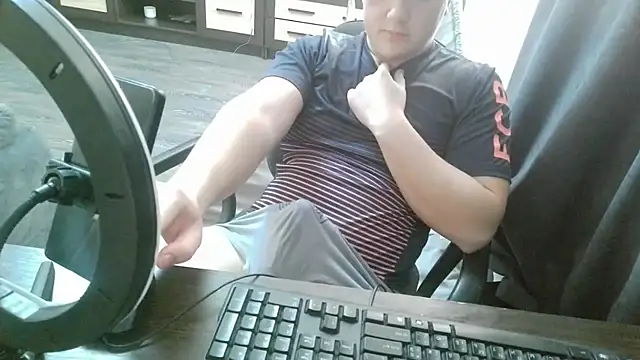 Snapshot of gamblingbum chatting on March 17, 2026, 4:37 am gamblingbum online show from March 17, 2026, 4:37 am