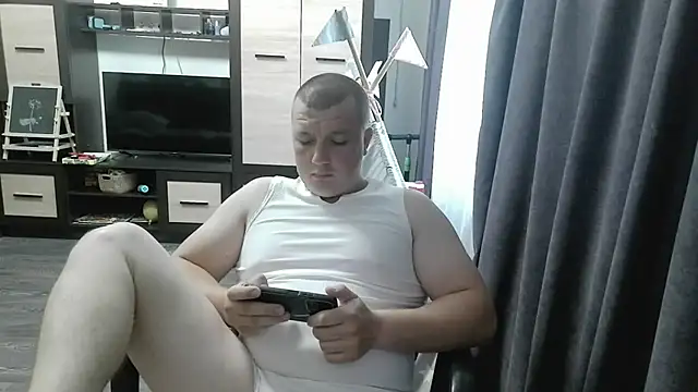 gamblingbum online show from June 15, 2026, 3:40 am