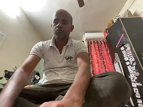 SammyChocolateIndian online show from December 18, 2024, 8:42 am