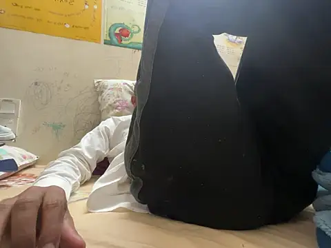 SammyChocolateIndian online show from February 4, 2026, 7:58 am