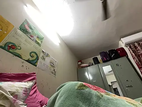 SammyChocolateIndian online show from January 1, 2025, 12:32 am