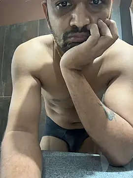 jd82000 online show from April 5, 2026, 5:25 am